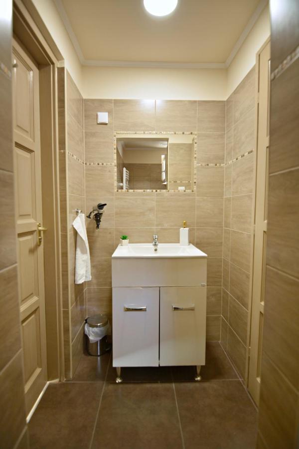 R.Gold Apartman Makó Extérieur photo