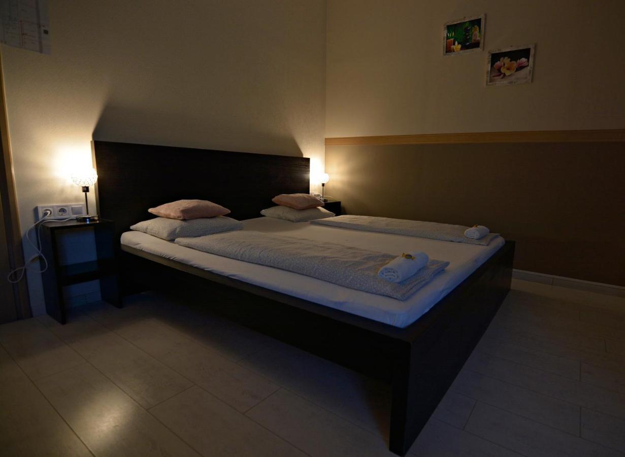 R.Gold Apartman Makó Extérieur photo