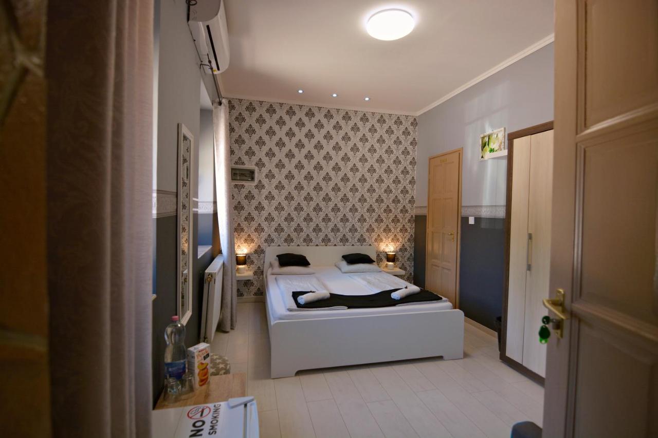 R.Gold Apartman Makó Extérieur photo