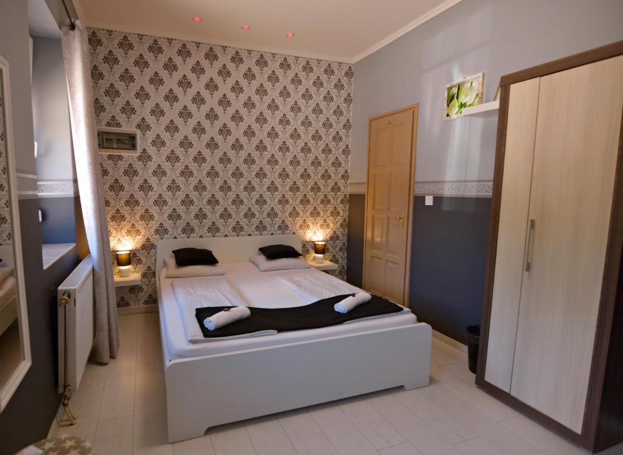 R.Gold Apartman Makó Extérieur photo