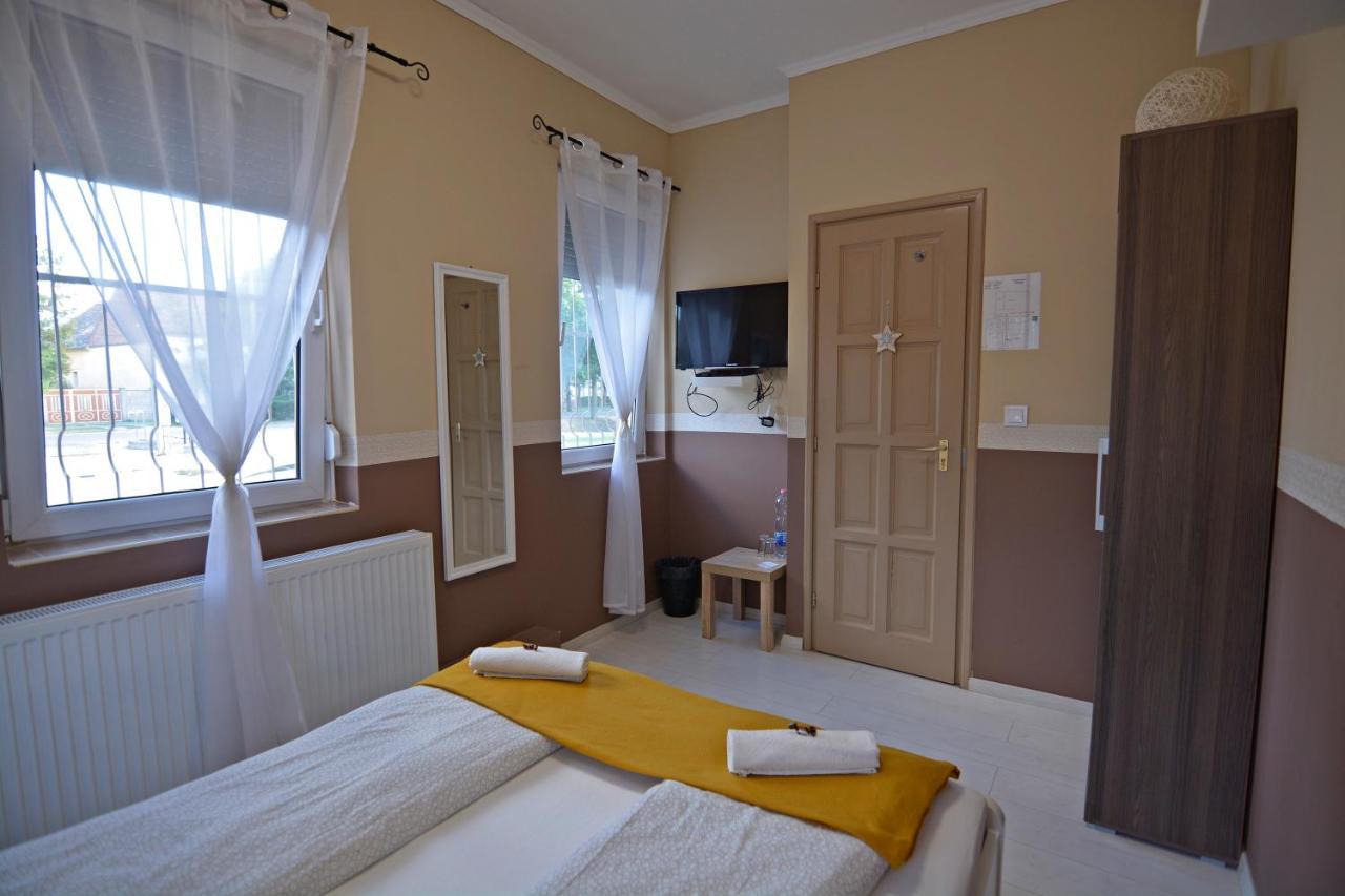 R.Gold Apartman Makó Extérieur photo